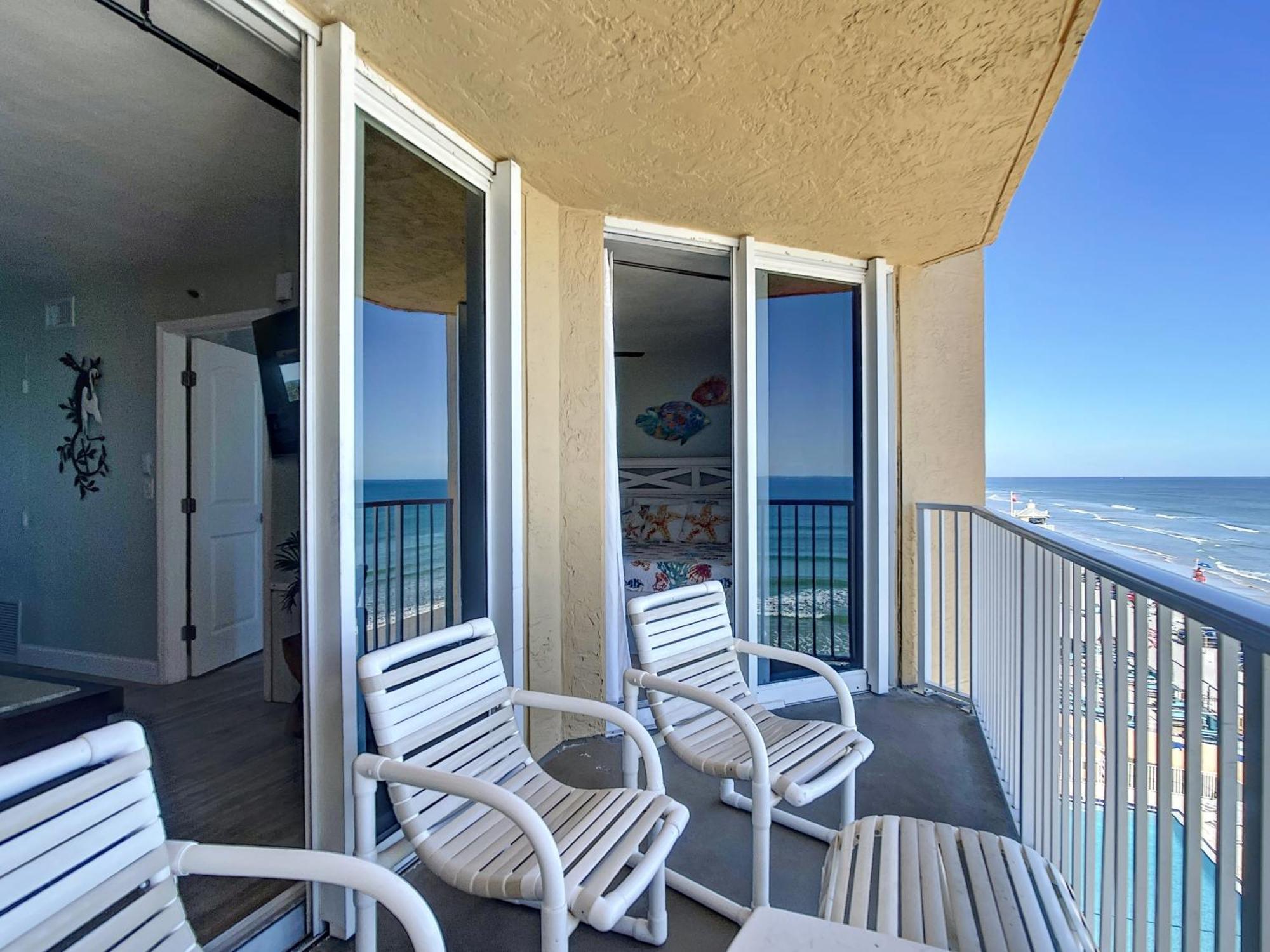 Oceanfront Balcony, Pool, Bbq, Steps To Flagler Ave Villa New Smyrna Beach Eksteriør bilde